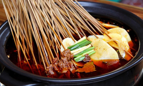 分不清的冷、熱串串香