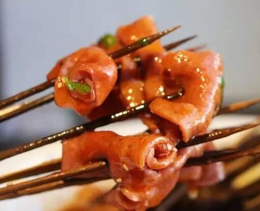 提升串串香加盟品牌形象,促進(jìn)投資事業(yè)新發(fā)展