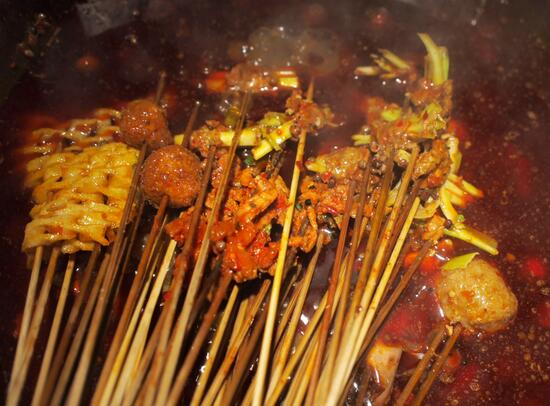 火鍋串串香加盟怎么樣?且聽灌縣老媽娓娓道來