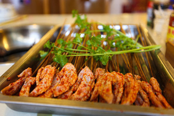 加盟老媽串串香讓你放心創業