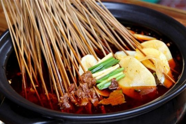 加盟老媽串串香讓你省錢創業