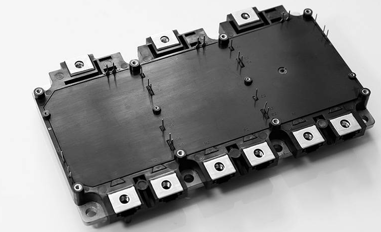 汽车级IGBT？楣ひ罩瞥逃肭逑聪杲